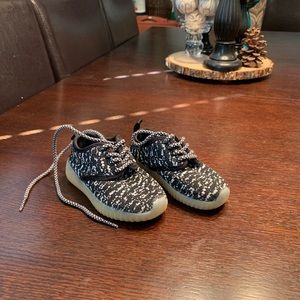 Light up shoes, Yeezy inspired